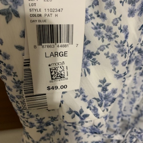 Women's clothing(74) - Picture 7 of 7